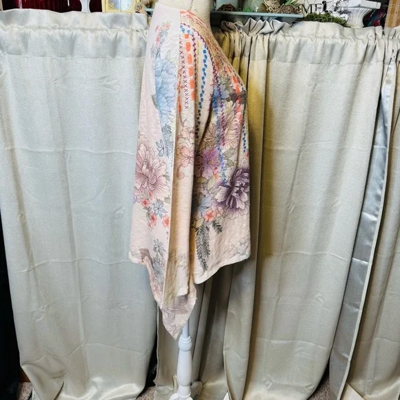 Cupio Purple and Cream Asymmetrical or Shark Bite Hem Long Sleeve Tunic Large - Picture 4 of 10